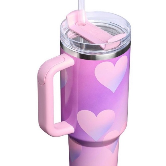 Target Stanley 40oz Tumbler Valentine's Day Powder Pink Heart Gradient NEW Cup - Picture 3 of 13